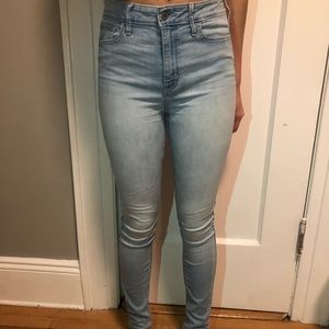 Hollister Super Skinny High Rise Jean